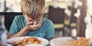 الزبادي المنكه وفشار الميكروويف.. 5 أطعمة تحذّر منها الدراسات لأطفالك - بلس 48