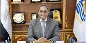 محافظ قنا يشهد افتتاح معرض مشروعات طلاب الهندسة المعمارية بجامعة النيل ويتفقد مشروعات الطلاب للتطوير العمراني لمدينة قنا - بلس 48