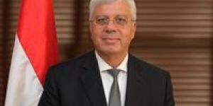 وزير التعليم العالي يجدد ندب الدكتورين أحمد عناني وعمر شريف أحدهما للعمل مستشاراً للوزير للسياسات الصحية والآخر للمجلس الأعلي للمستشفيات - بلس 48