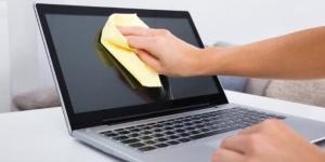 بخطوات بسيطة.. كيفية تنظيف حاسوبك وسماعات الأذن وهاتفك الذكي - بلس 48