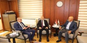 محافظ القاهرة يلتقي رئيس اتحاد الصناعات المصرية لمناقشة سبل دعم الصناعة والفرص الاستثمارية - بلس 48
