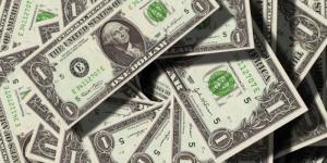 بكم الدولار اليوم.. .تعرف على سعر صرف الدولار فى البنوك المصريةمع بداية تعاملات اليوم - بلس 48