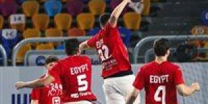منتخب مصر يتدرب على صالة ستاد القاهرة استعدادًا لبطولة العالم لليد للناشئين - بلس 48