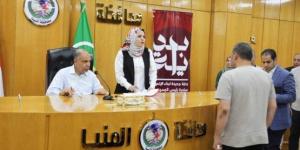 3 كراسٍ متحركة وتوفير سكن وعلاج.. محافظ المنيا يستجيب لمطالب إنسانية ويدعم الأسر الأكثر احتياجًا - بلس 48