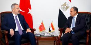 بحضور وزراء الخارجية.. مباحثات مصرية تركية موسعة فى العلمين - بلس 48