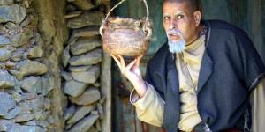 حقيقة
      الجزء
      الخامس
      من
      "بابا
      علي" - بلس 48