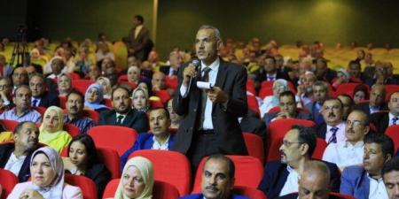 «البكالوريا المصرية» تودّع رعب الفرصة الواحدة.. و«التعليم» تعلن عن مناهج جديدة للعام الدراسي المقبل - بلس 48