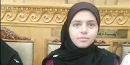 الطالبة سمية الأولى بالثانوية العامة شعبة علمي رياضة تكشف عن الكلية التي ترغب الإلتحاق بها - بلس 48