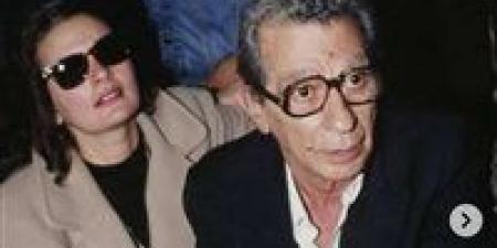 يسرا في ذكرى وفاة يوسف شاهين: مكانك في قلبي بيكبر يوم بعد يوم - بلس 48