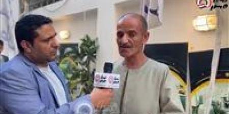 والد الأولى على الثانوية ببني سويف في احتفالية مستقبل وطن: انبهرت لما شوفت مصر والحاجات اللي عاملها الرئيس السيسي (فيديو) - بلس 48