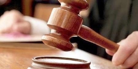 "متهم بـ'تجارة المخدرات' بالمنيا يطالب بتغيير دائرة محاكمته والسبب: الهيئة لا تستجيب لطلباتي - بلس 48