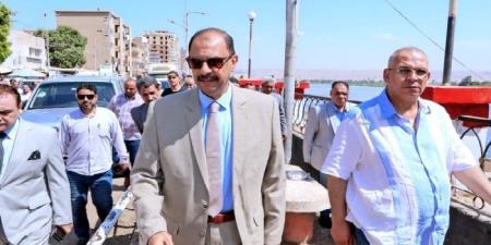 محافظ سوهاج يتفقد خدمات النقل النهري ويترأس المجلس التنفيذي لدفع عجلة التنمية والاستثمار - بلس 48