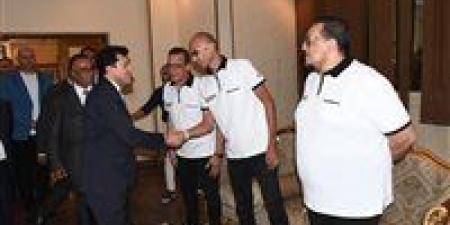 وزير الرياضة يلتقي منتخب مصر لكرة السلة - بلس 48