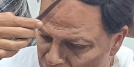 تامر عبد المنعم يقدم دور الزعيم "عادل إمام" في مسرحية نوستالجيا ٩٠/٨٠ - بلس 48