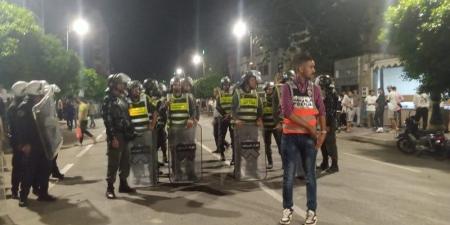 فوضى
      القصر
      الكبير
      توقف
      18
      شخصا - بلس 48