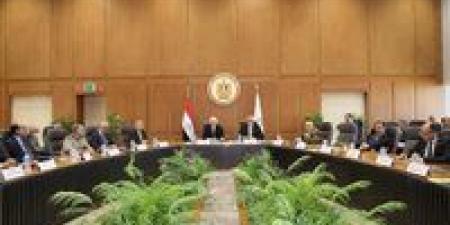 عاشور:
      إعداد
      قيادات
      جامعية
      قادرة
      ... - بلس 48