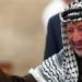 «عرفات الرمز الذي مات واقفًا».. حكاية زعيم حمل فلسطين على كتفيه وأبى أن يسقط إلا شامخًا - بلس 48