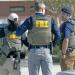 عناصر (FBI) تنتشر في واشنطن بعد تعهد ترامب بإخلاء العاصمة من المشردين - بلس 48