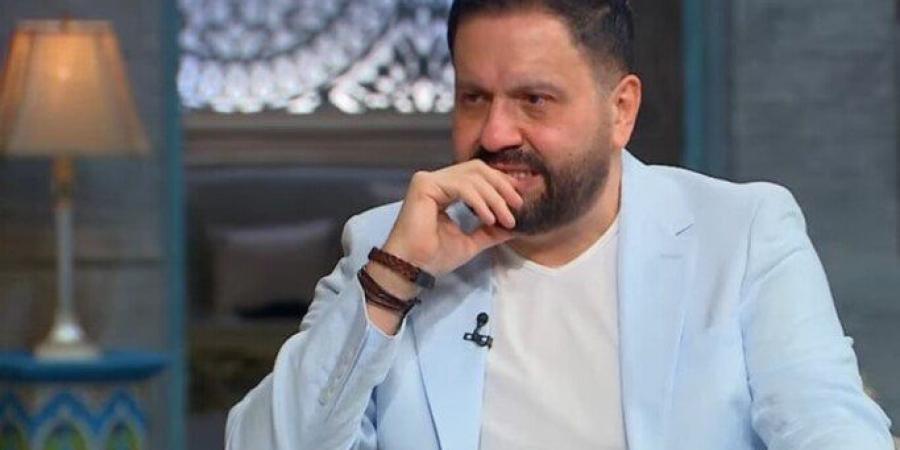«كنت بعيط وخبيت عن ولادي».. إدوارد يتصدر التريند بعد إعلان إصابته بالسرطان - بلس 48