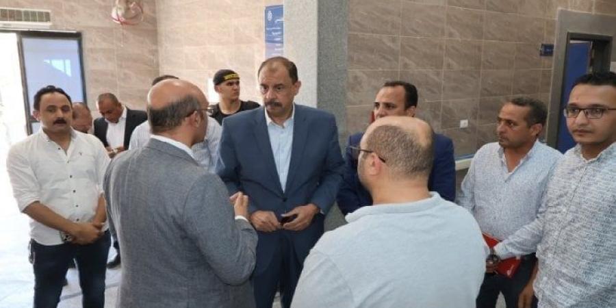 محافظ سوهاج يتفقد سير العمل بمشروعات «حياة كريمة» بمركز ساقلتة - بلس 48