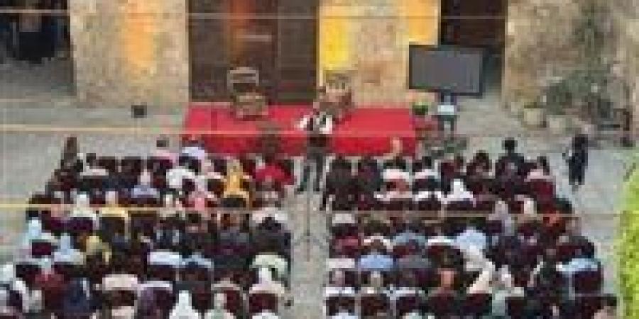 أحمد موسى:  الآلاف من مختلف الأعمار يقبلون على مؤسسة زاهي حواس للآثار لتعلم الهيروغليفية - بلس 48