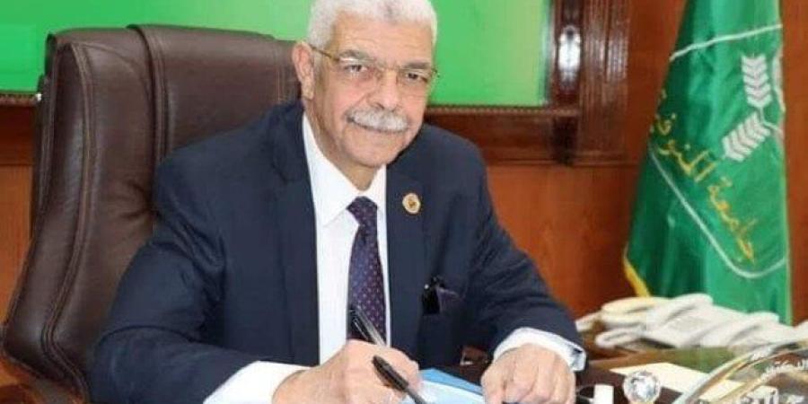رئيس جامعة المنوفية يعلن تصنيف الجامعة ضمن أفضل جامعات العالم بتصنيف ويبومتركس 2025 - بلس 48