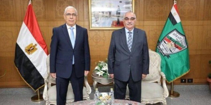 النائب العام يزور رئيس هيئة قضايا الدولة لتهنئته بمنصبه الجديد - بلس 48