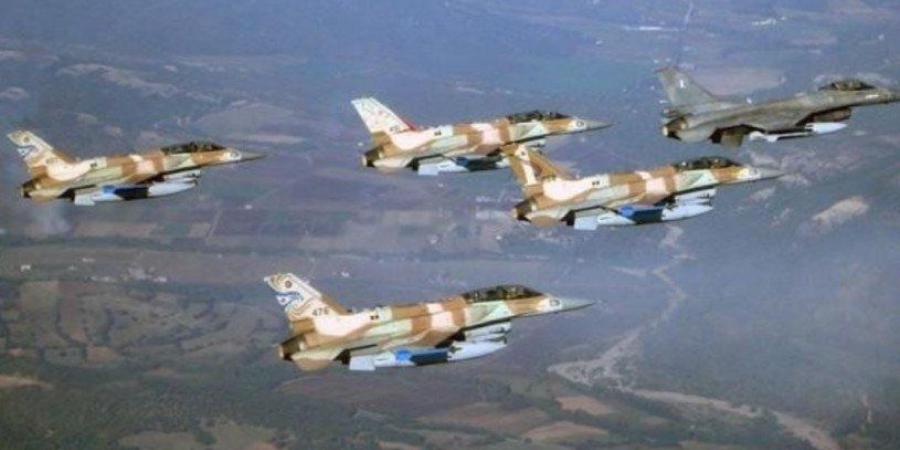 سقوط شهداء وجرحى.. طيران الاحتلال يقصف مدينتي غزة ودير البلح - بلس 48