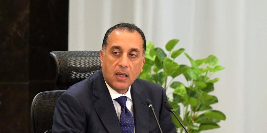 رئيس الوزراء يهنئ الرئيس السيسي بمناسبة ذكرى ثورة ٢٣ يوليو - بلس 48