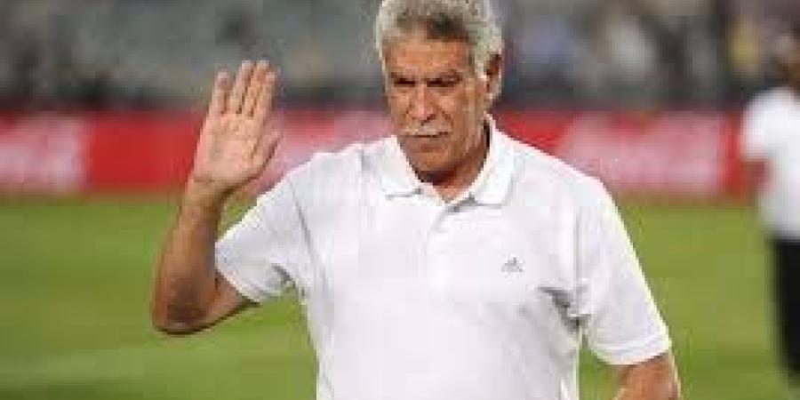 وفد من مجلس الزمالك يزور حسن شحاتة بعد تعرضه لوعكة صحية - بلس 48