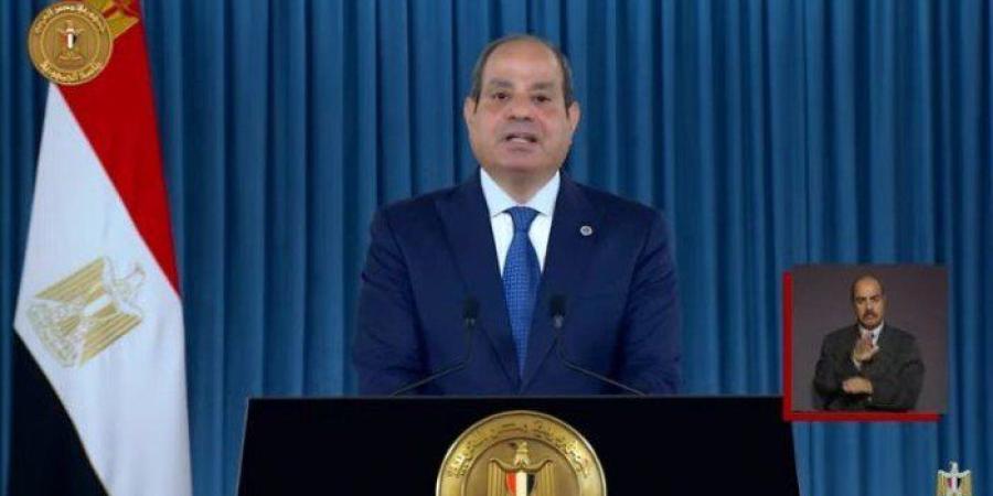 الرئيس السيسي: الدولة المصرية حققت إنجازات كبيرة فى وقت انهارت فيه دول - بلس 48