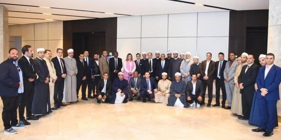 خلال لقائه الجالية المصرية بالنيجر.. «عبد العاطي» يؤكد حرص الدولة على تعزيز التواصل مع أبنائها بالخارج - بلس 48