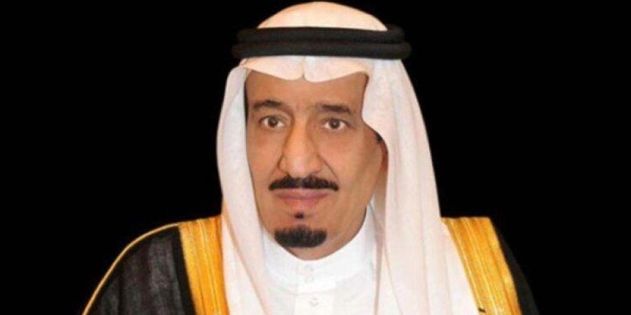 خادم الحرمين الشريفين يهنئ رئيس جمهورية مصر العربية بذكرى اليوم الوطني لبلاده - بلس 48