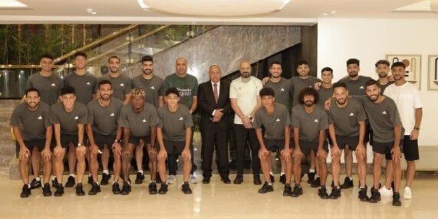 رئيس كهرباء الإسماعيلية يحفّز اللاعبين قبل انطلاق الموسم - بلس 48