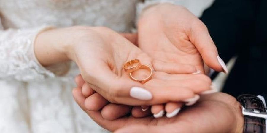 هل الزواج في شهر صفر حرام شرعًا؟.. الإفتاء تحسم الجدل - بلس 48