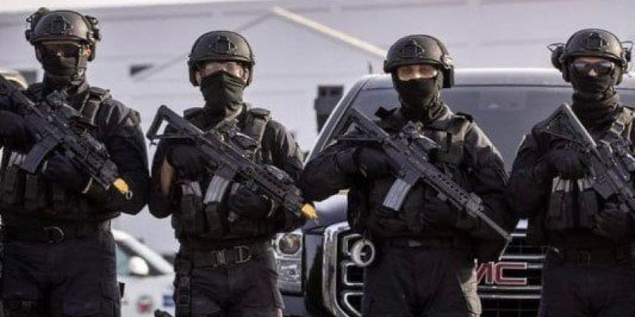 تسببت في اندلاع الحرائق.. القبض على أصحاب مصنعين أدوات كهربائية مقلدة ورديئة بالعبور «صور» - بلس 48