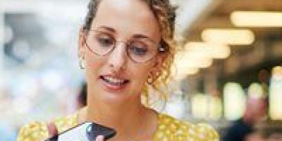 جائحة الذكاء الاصطناعي..  مأساة جيل يقتل الأصدقاء ويبوح بأسراره للخوارزميات - بلس 48