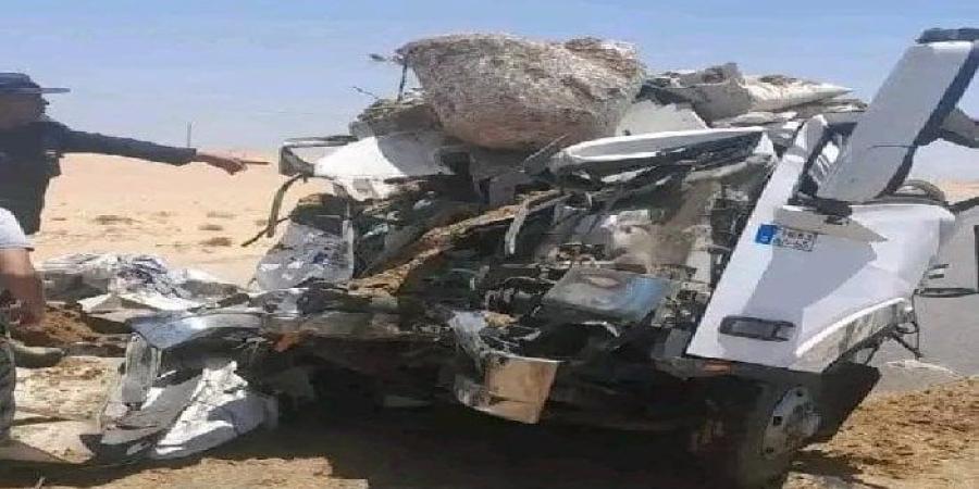 دهست سيارتين.. «تريلا» تقتل شخصين على الطريق الدائري في حلوان - بلس 48