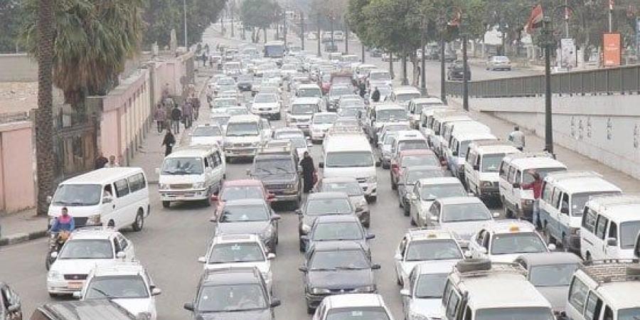 اعرف طريقك.. تكدس حركة السيارات على أغلب شوارع وميادين القاهرة والجيزة - بلس 48