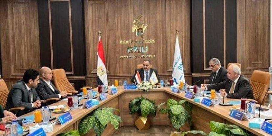 مجلس جامعة بنها الأهلية يوافق على إنشاء كليتي التمريض والعلوم الإنسانية والإعلام - بلس 48