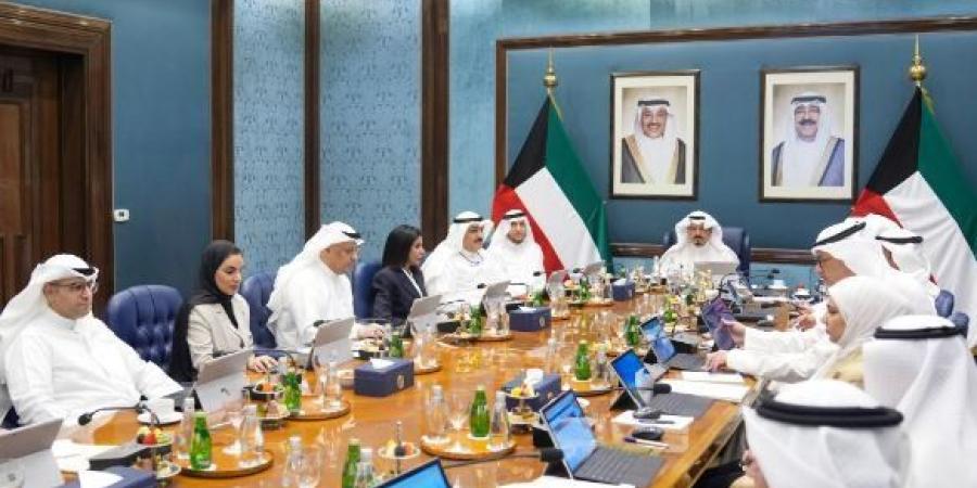 الوزراء الكويتي يجدد بالغ امتنانه وتقديره لكل دولة ساهمت في تحرير الكويت - بلس 48