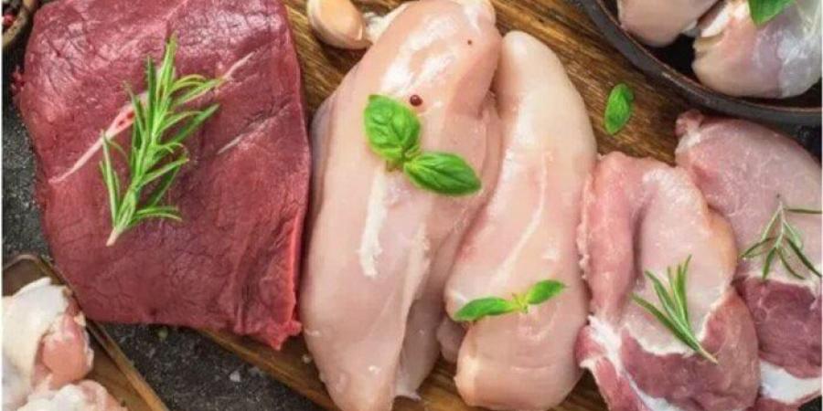 مقارنة بين لحم البقر والدجاج تظهر نتائج مثيرة.. اعرف أيهما أفضل لصحتك - بلس 48