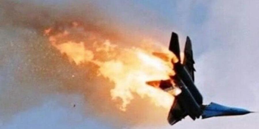 مصرع 7 أشخاص وإصابة آخرين إثر تحطم طائرة عسكرية في فنزويلا - بلس 48