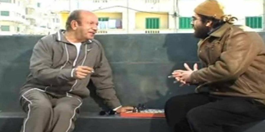 قبل الشهرة.. مخرج سكندري يكشف عن كواليس موقف طريف مع الراحل لطفي لبيب:«فاجأني بدعمه» - بلس 48