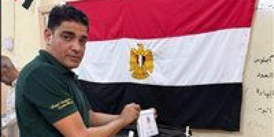 إبراهيم نور الدين يُدلي بصوته في انتخابات الشيوخ 2025 - بلس 48