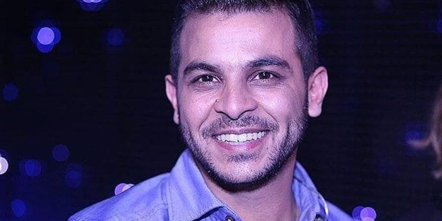 «يا أجمل هدية من ربنا».. محمد رشاد يشارك محبيه صورة من حفل خطوبته - بلس 48