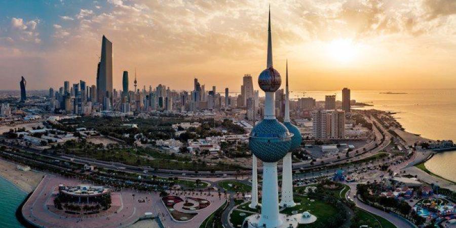 طقس الكويت اليوم الخميس.. شديد الحرارة ورطب نسبياَ نهاراً حار ليلاً والعظمى 47 درجة - بلس 48