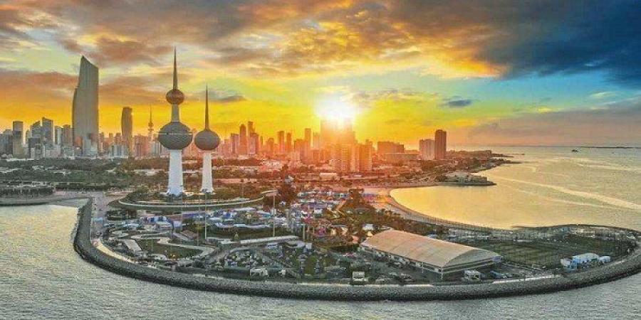 طقس الكويت المتوقع اليوم السبت.. حار ورطب نهاراً مع فرصة لأمطار متفرقة وغبار - بلس 48