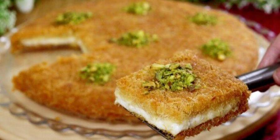 خطوة بخطوة.. طريقة عمل كنافة بالقشطة - بلس 48