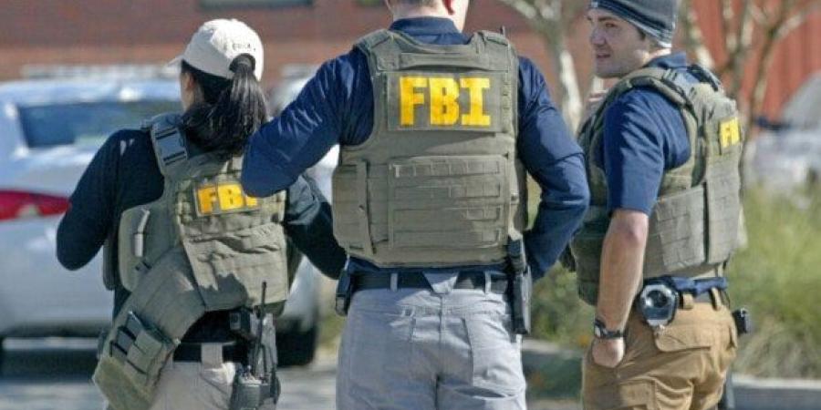 عناصر (FBI) تنتشر في واشنطن بعد تعهد ترامب بإخلاء العاصمة من المشردين - بلس 48